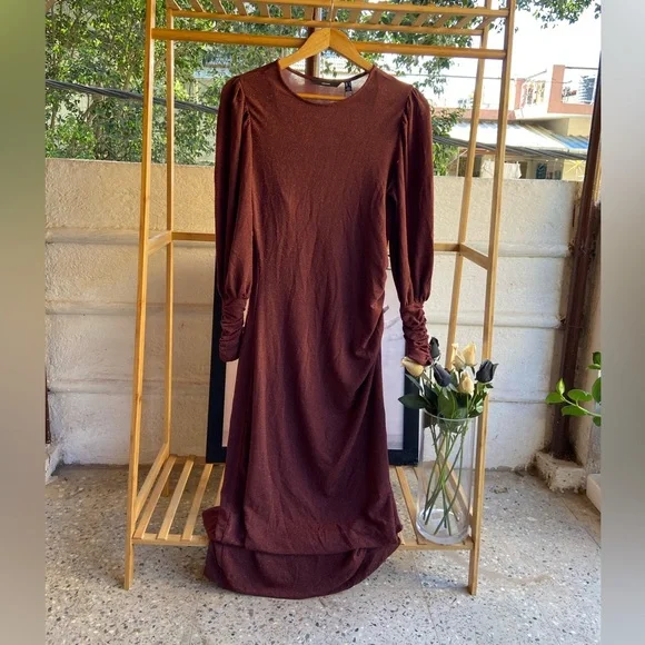 Vero Moda Maroon Shimmer Maxi Dress. Size - M - Picture 6 of 13